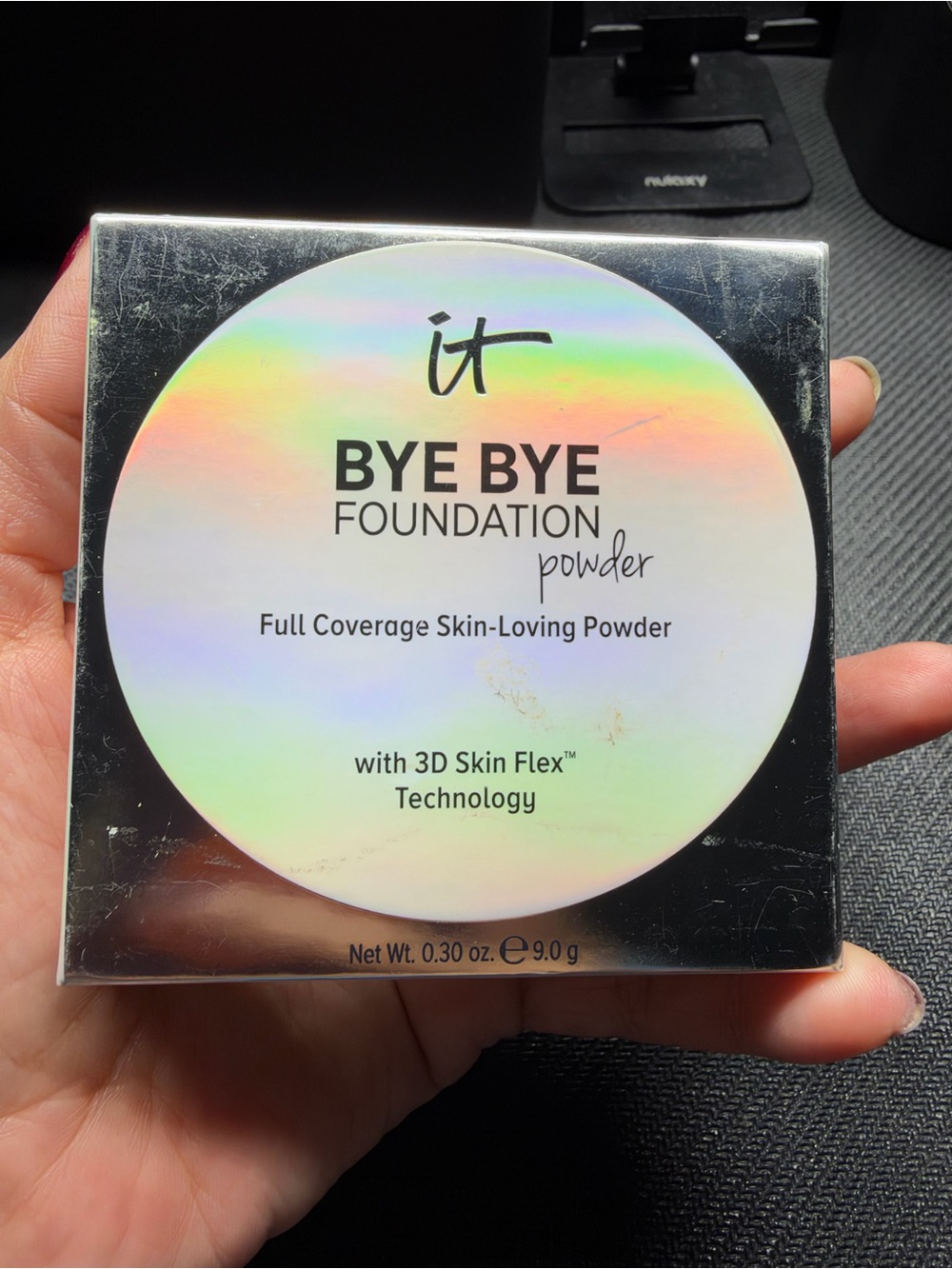 it cosmetics Bye Bye Foundation Powder – Shade: Medium Tan